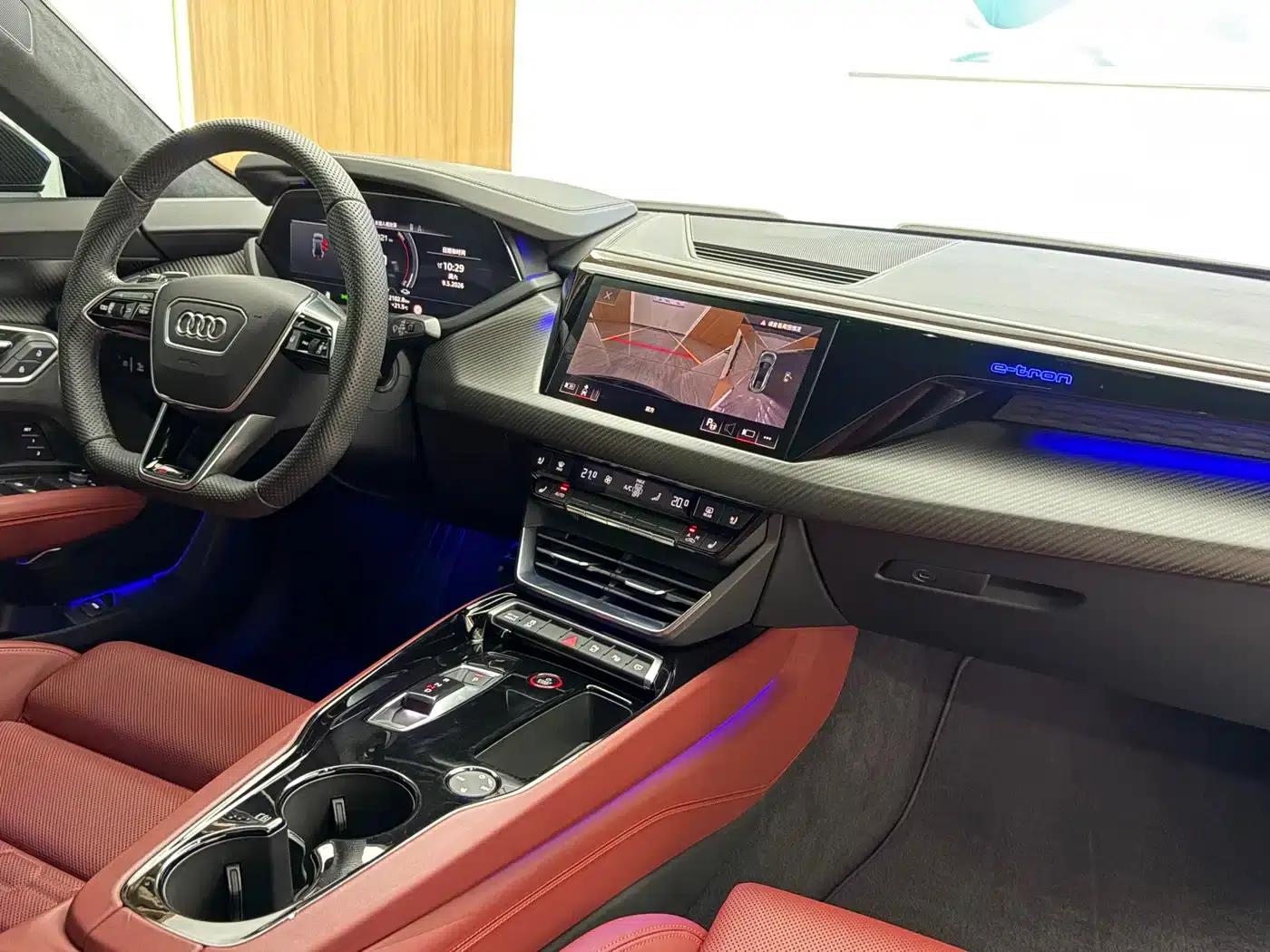 Audi RS e-tron GT 2023 Base Model — миниатюра 11