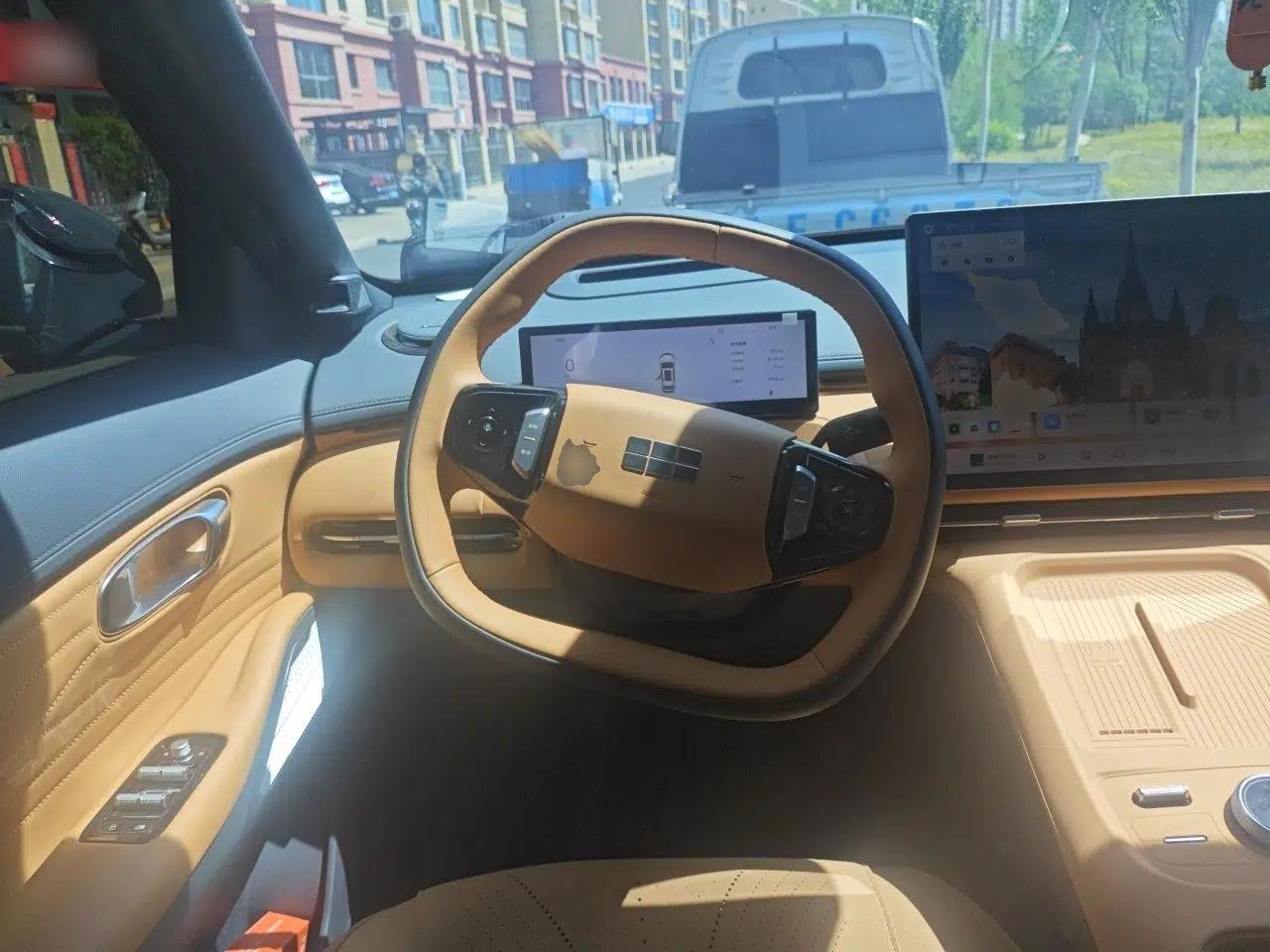 Geely Galaxy Xingjian 7 EM-i 2026 Model 135km Leading Edition — миниатюра 11