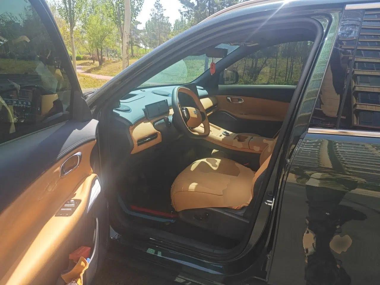 Geely Galaxy Xingjian 7 EM-i 2026 Model 135km Leading Edition — миниатюра 17