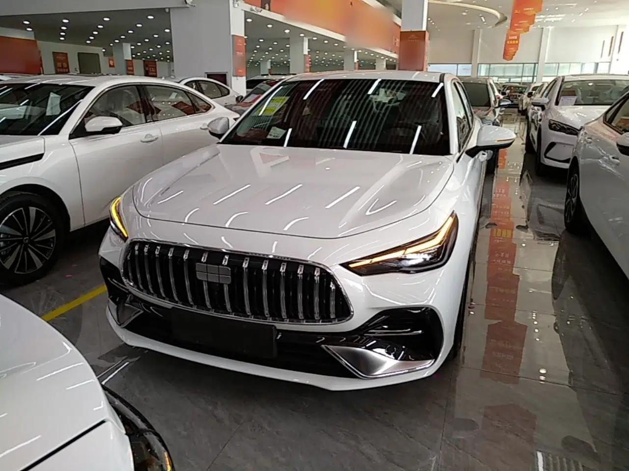 Geely Galaxy Stellar 6 2026 Model 125km Long-range Edition — миниатюра 2