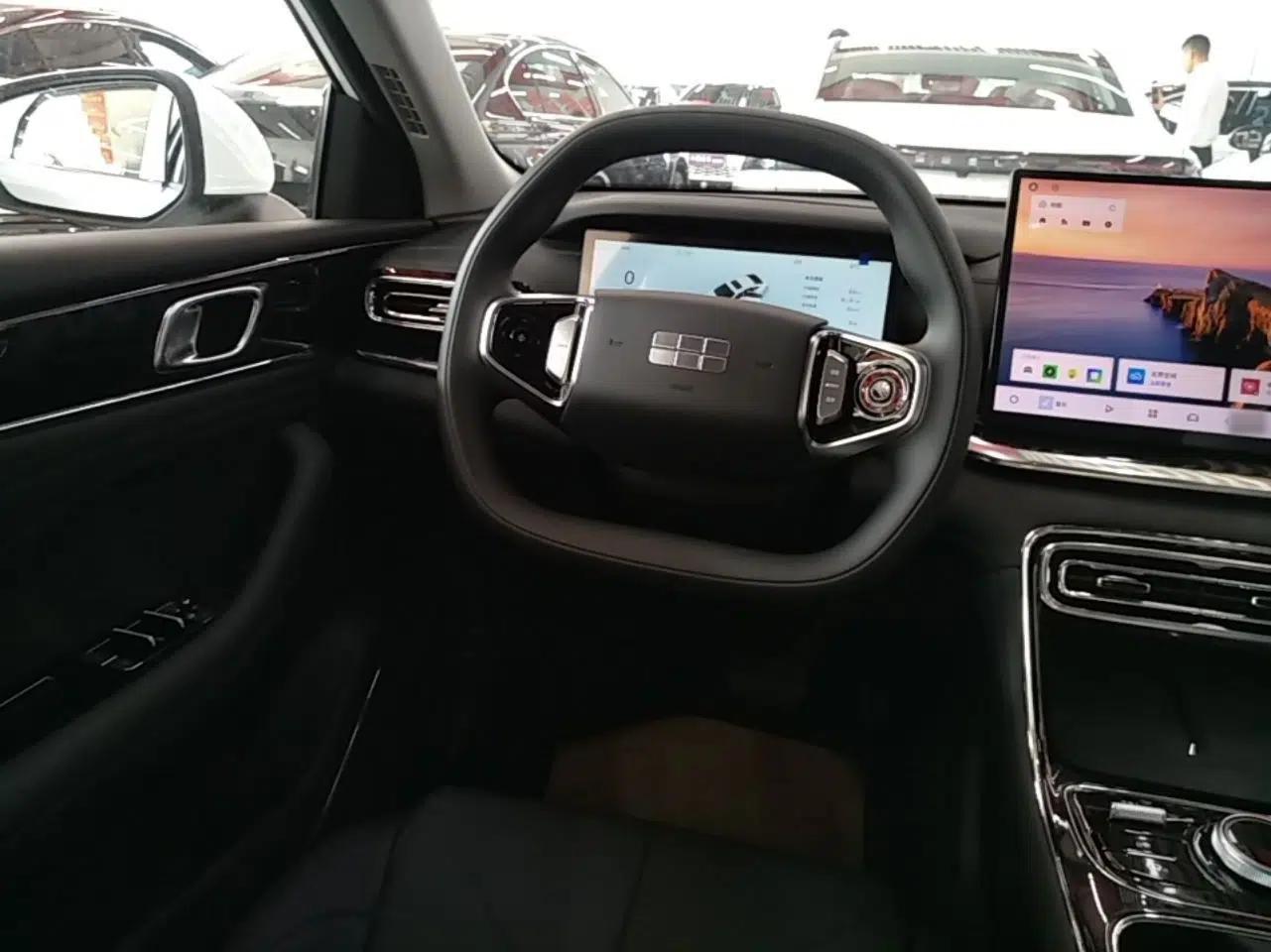 Geely Galaxy Stellar 6 2026 Model 125km Long-range Edition — миниатюра 14