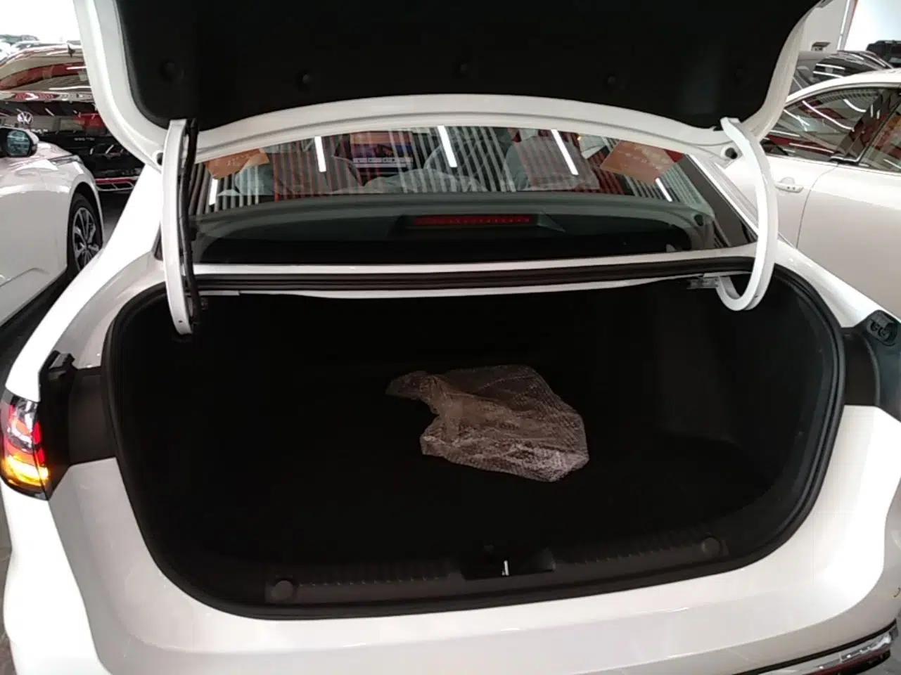 Geely Galaxy Stellar 6 2026 Model 125km Long-range Edition — миниатюра 22