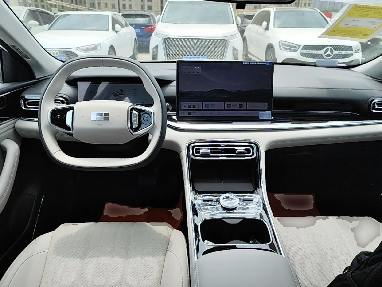 Geely Galaxy Stellar 6 2026 Model 60km Exploration Edition — миниатюра 13