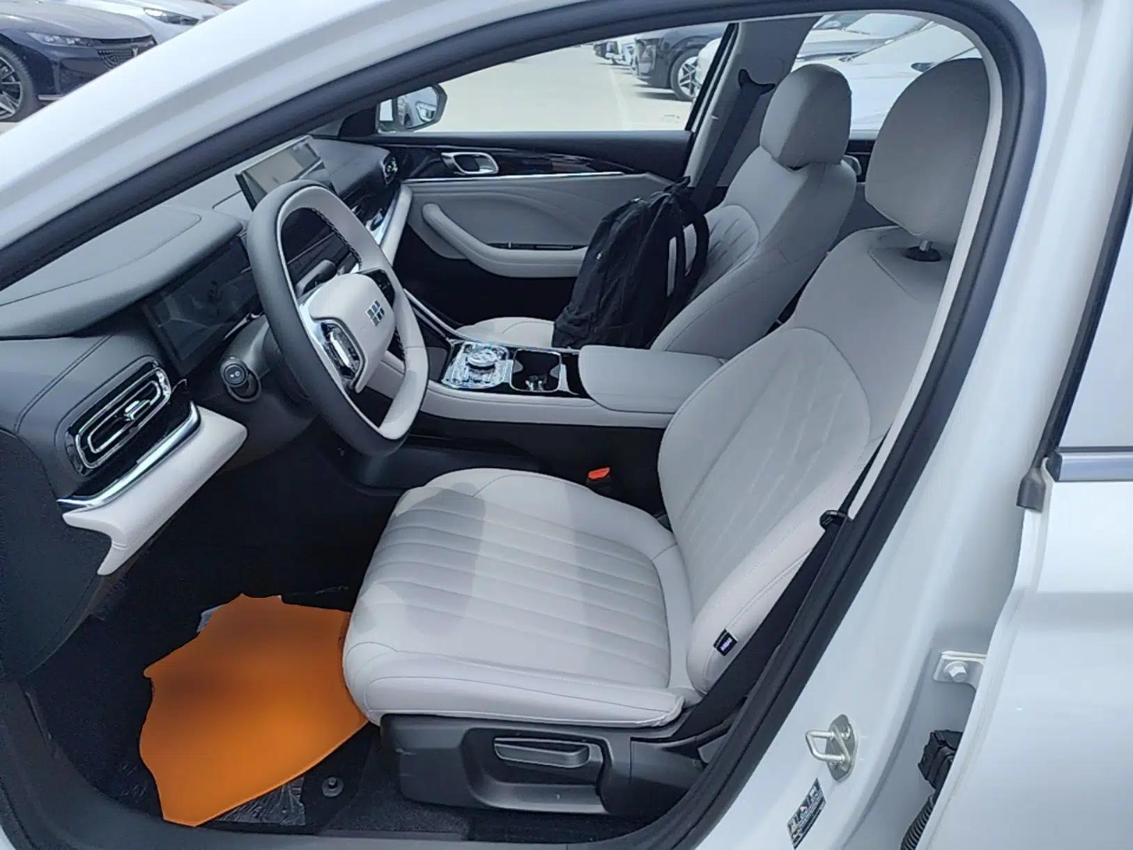 Geely Galaxy Stellar 6 2026 Model 60km Exploration Edition — миниатюра 18