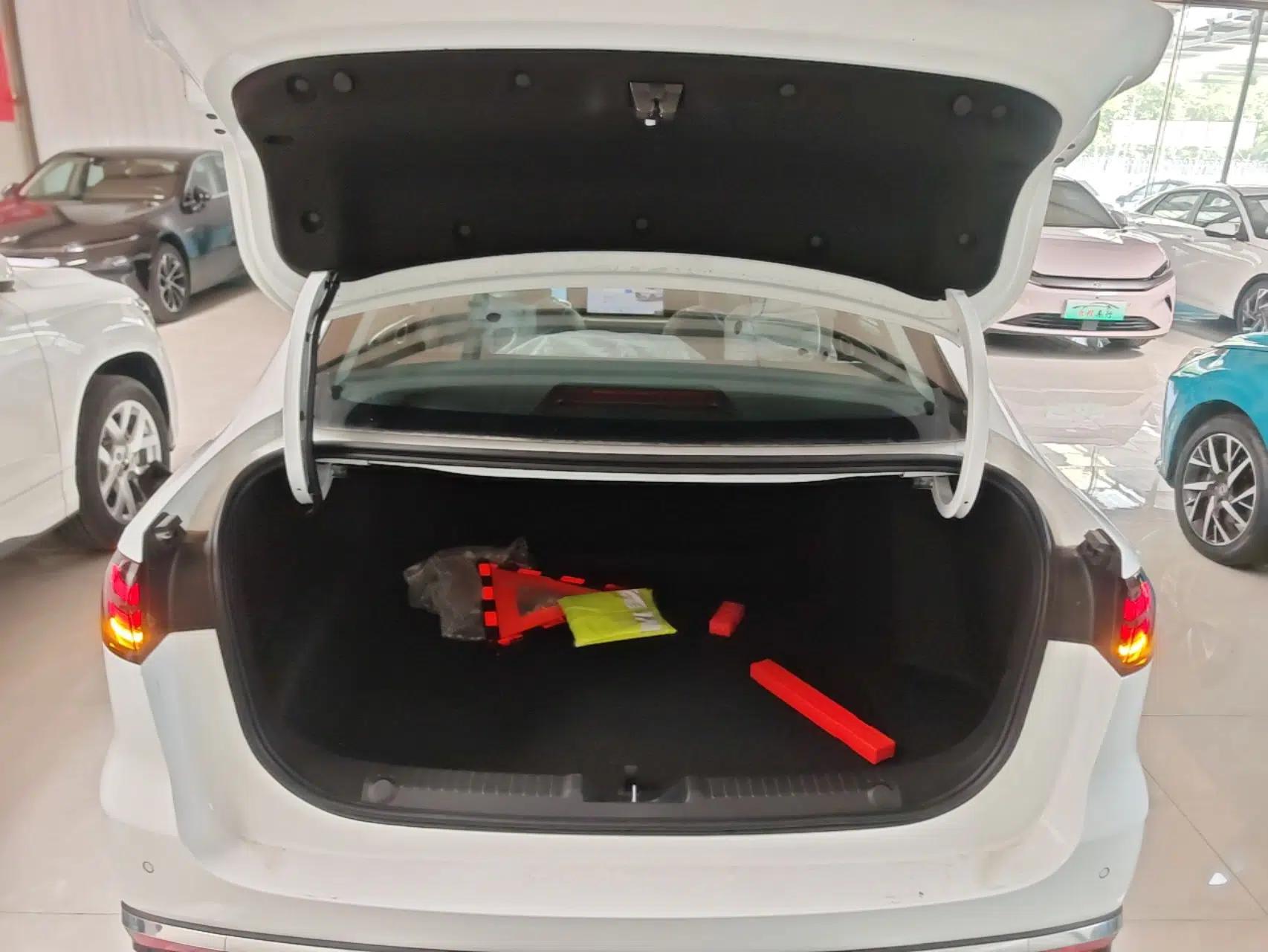 Geely Galaxy Stellar 6 2026 Model 125km Long-range Edition — миниатюра 22