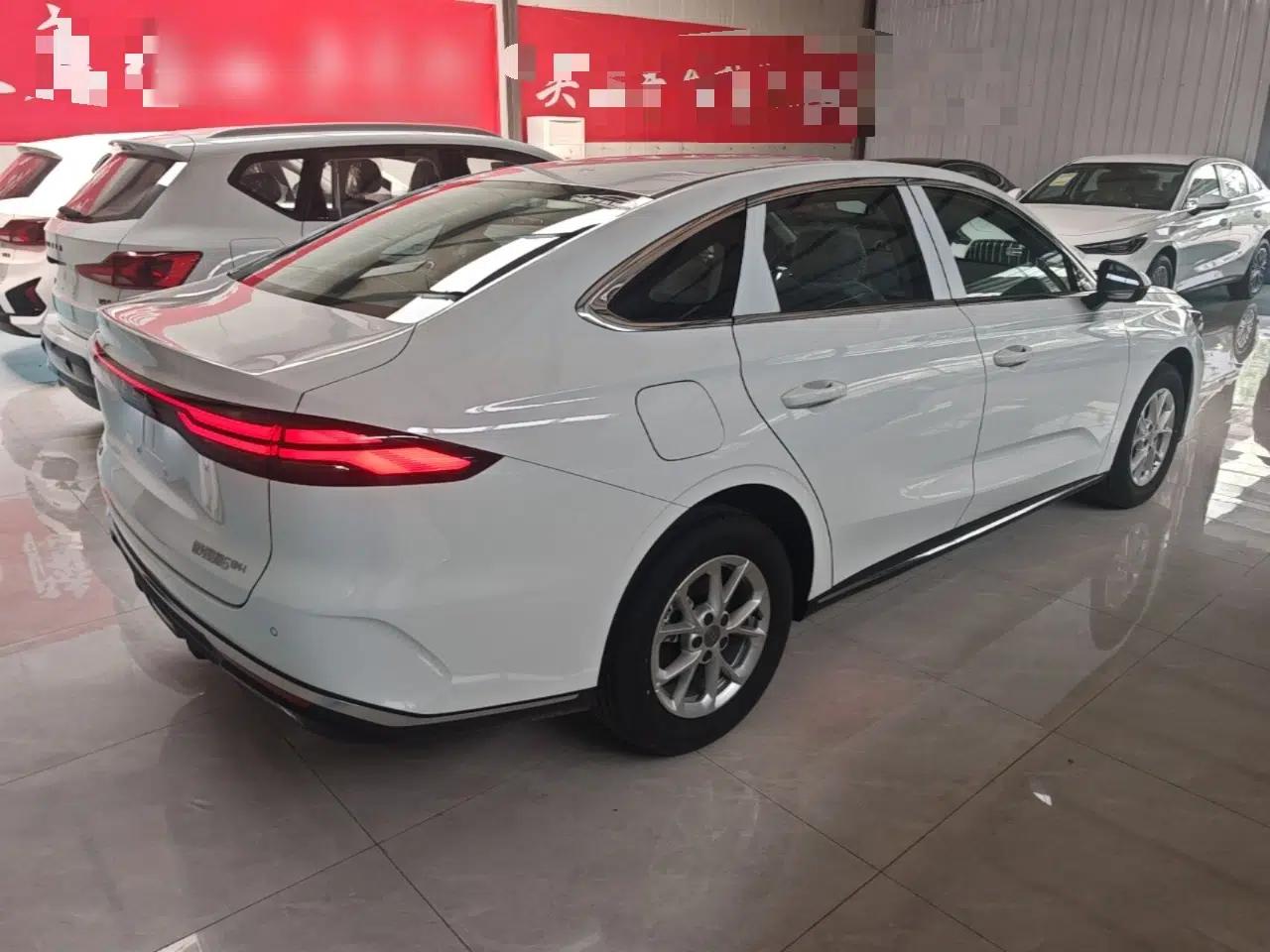Geely Galaxy Stellar 6 2026 Model 125km Long-range Edition — миниатюра 6