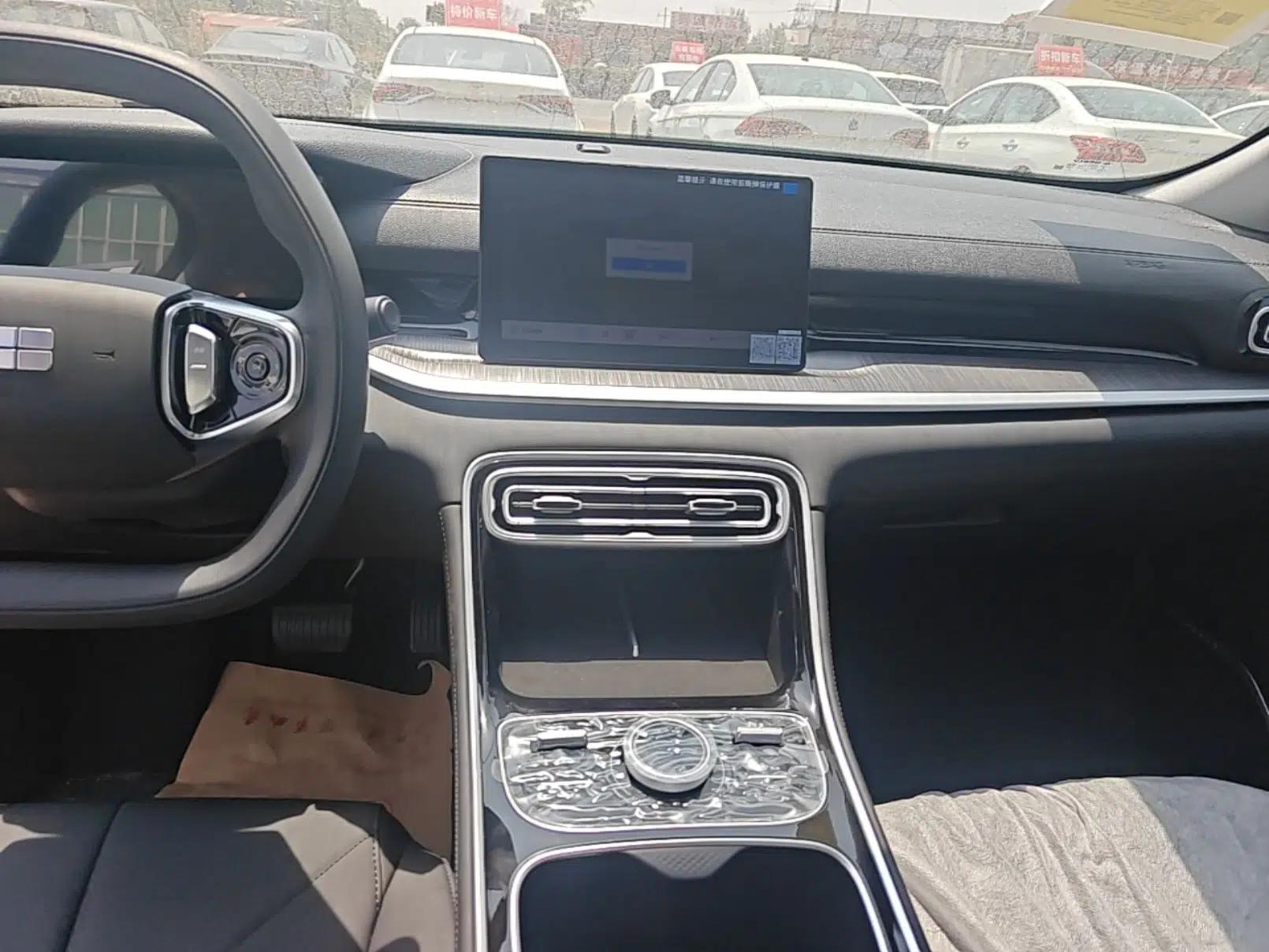 Geely Galaxy Stellar 6 2026 Model 60km Free-Style Edition — миниатюра 16
