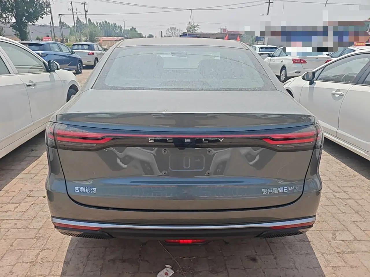 Geely Galaxy Stellar 6 2026 Model 60km Free-Style Edition — миниатюра 5