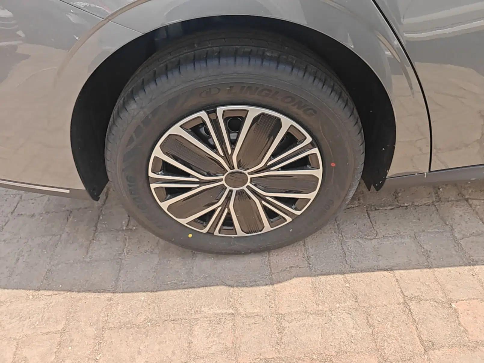 Geely Galaxy Stellar 6 2026 Model 60km Free-Style Edition — миниатюра 10