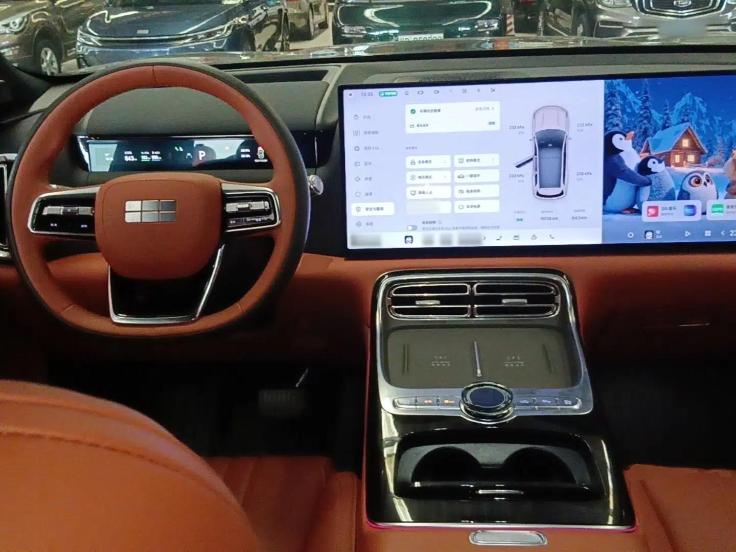 Geely Galaxy M9 2025 Model 210km Four-Wheel-Drive Leading Edition — миниатюра 12