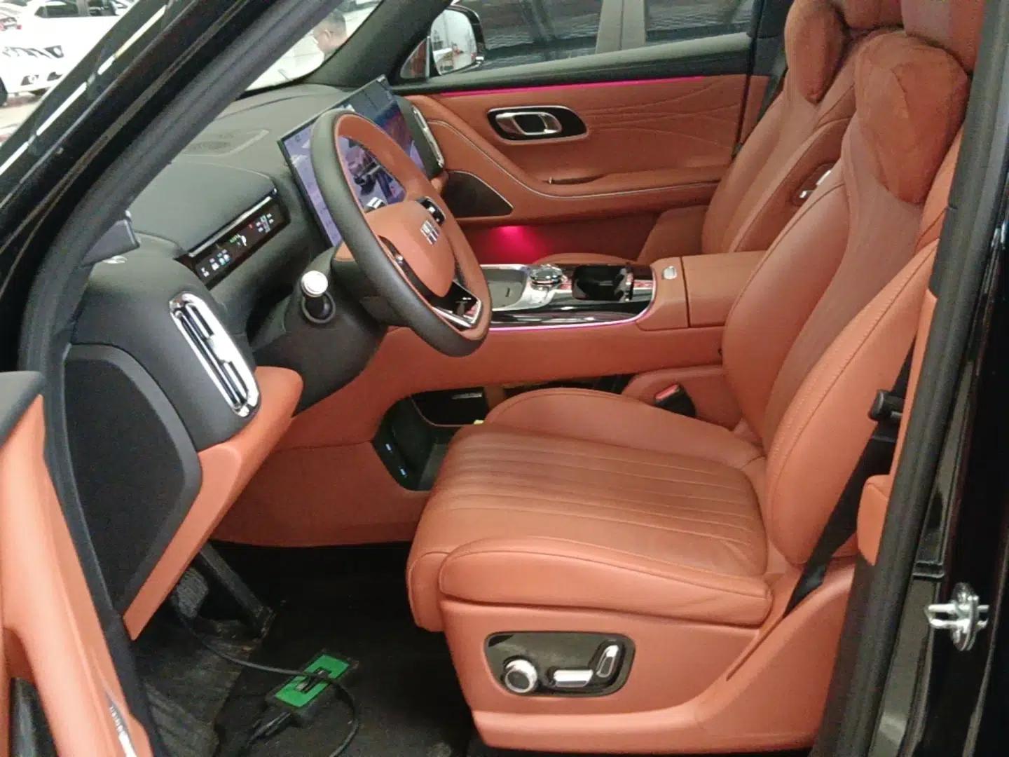 Geely Galaxy M9 2025 Model 210km Four-Wheel-Drive Leading Edition — миниатюра 17