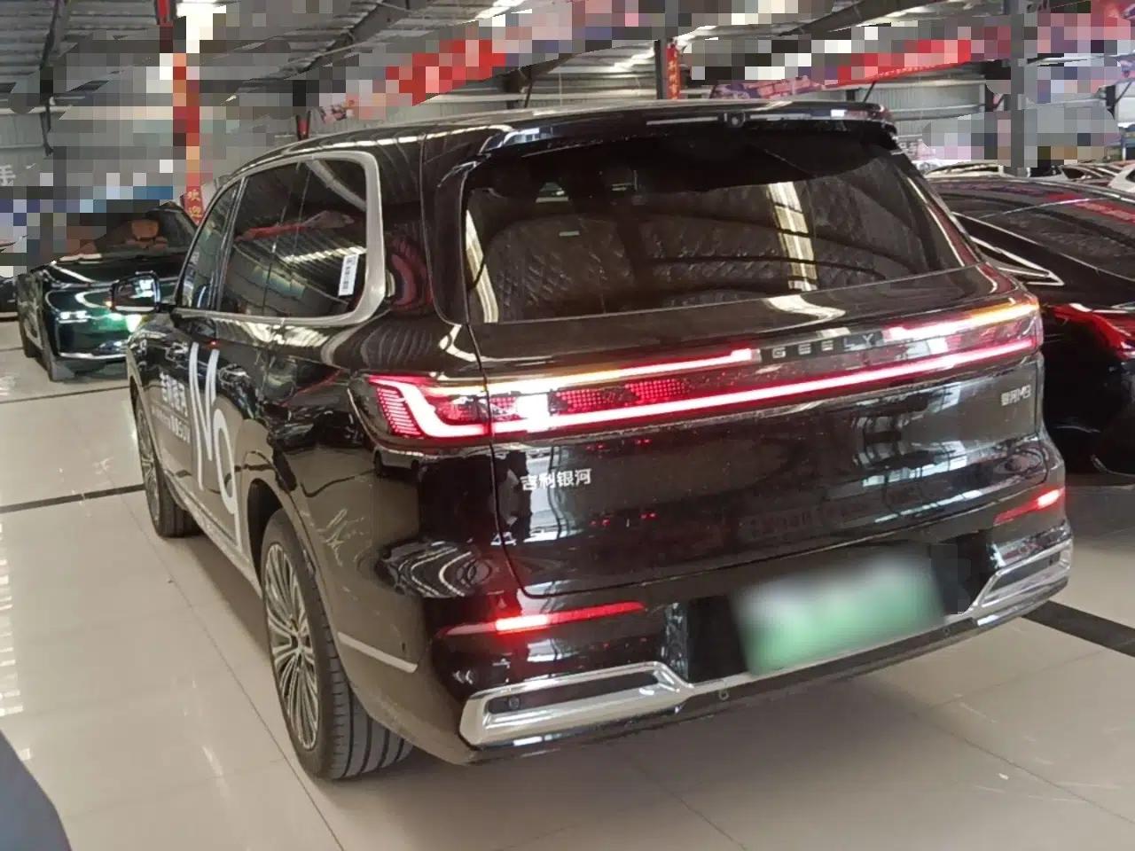Geely Galaxy M9 2025 Model 210km Four-Wheel-Drive Leading Edition — миниатюра 7