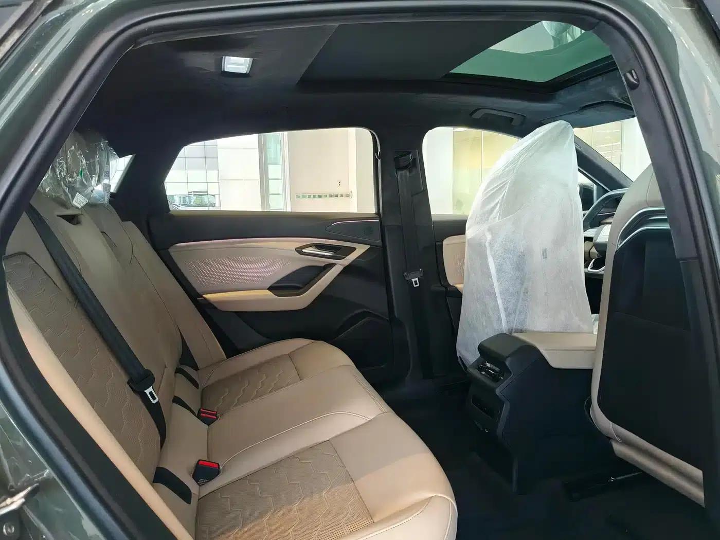 Audi Q6L Sportback e-tron 2026 Extended Range Version — миниатюра 17