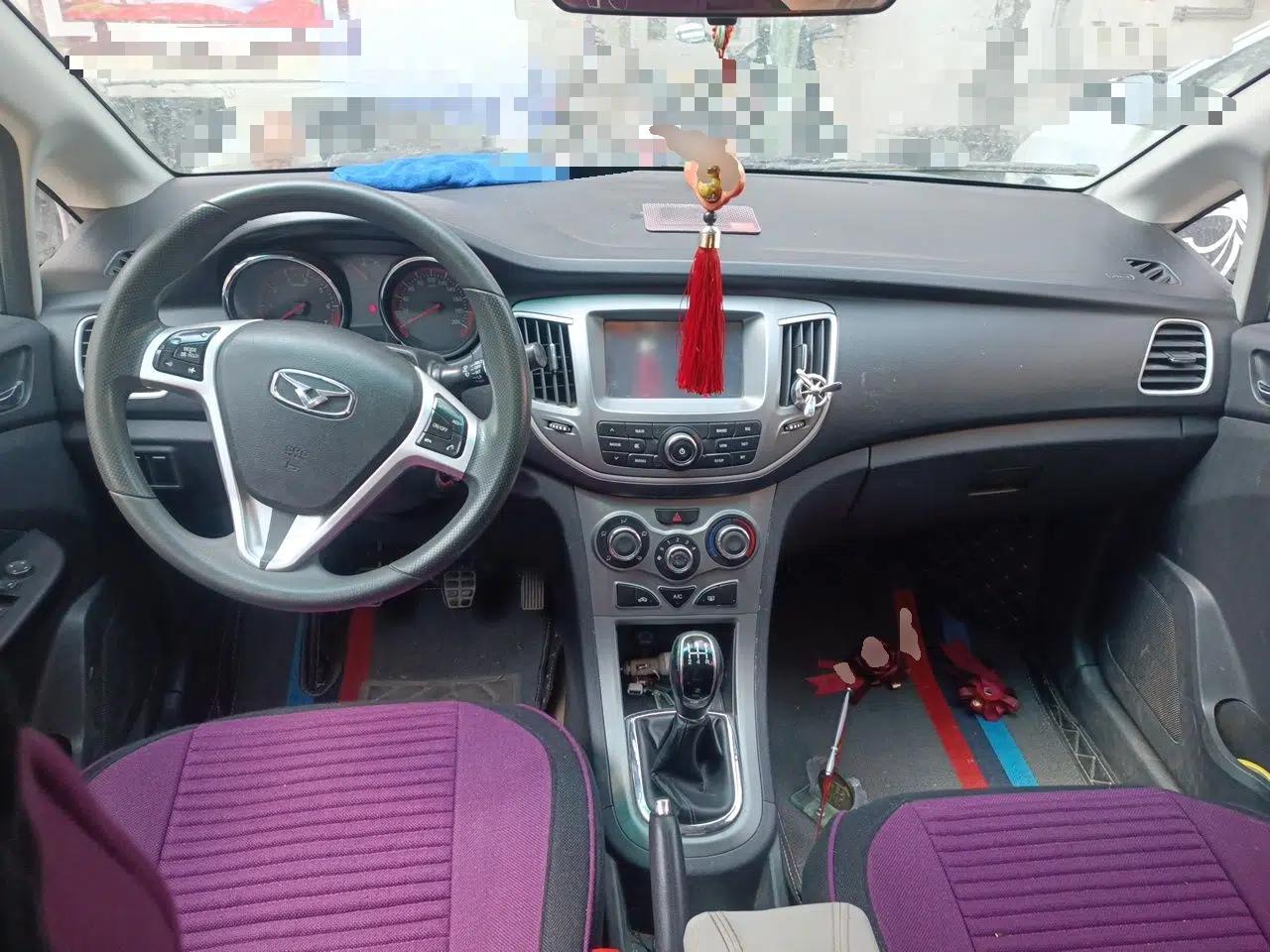 Cowin C3R 2015 1.5L Manual Gold Diamond Edition — миниатюра 10