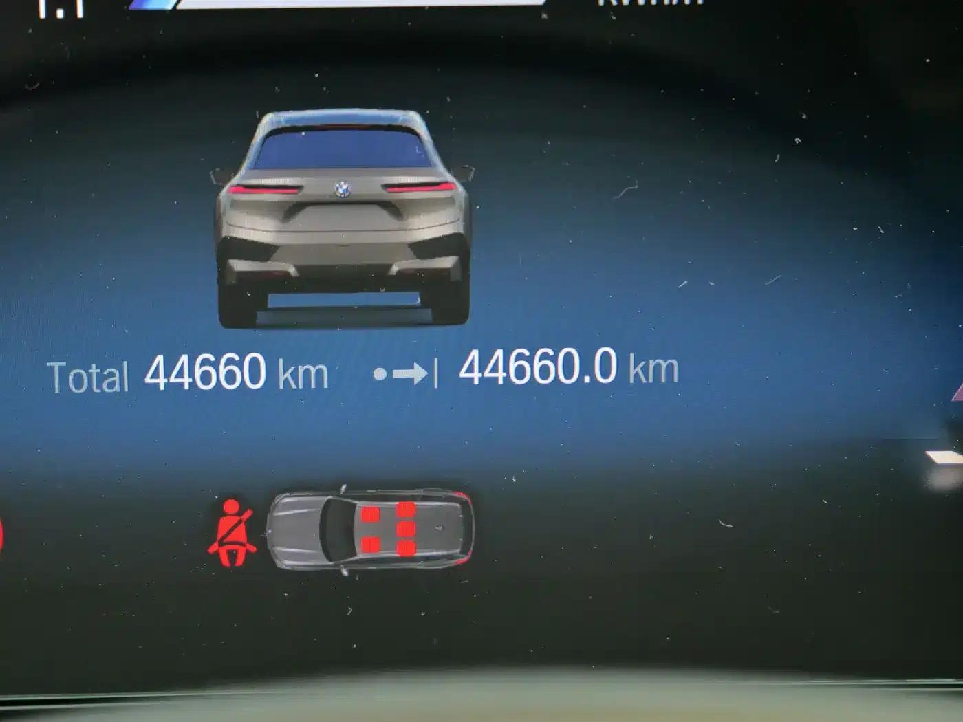 BMW iX 2022 xDrive40 — миниатюра 16