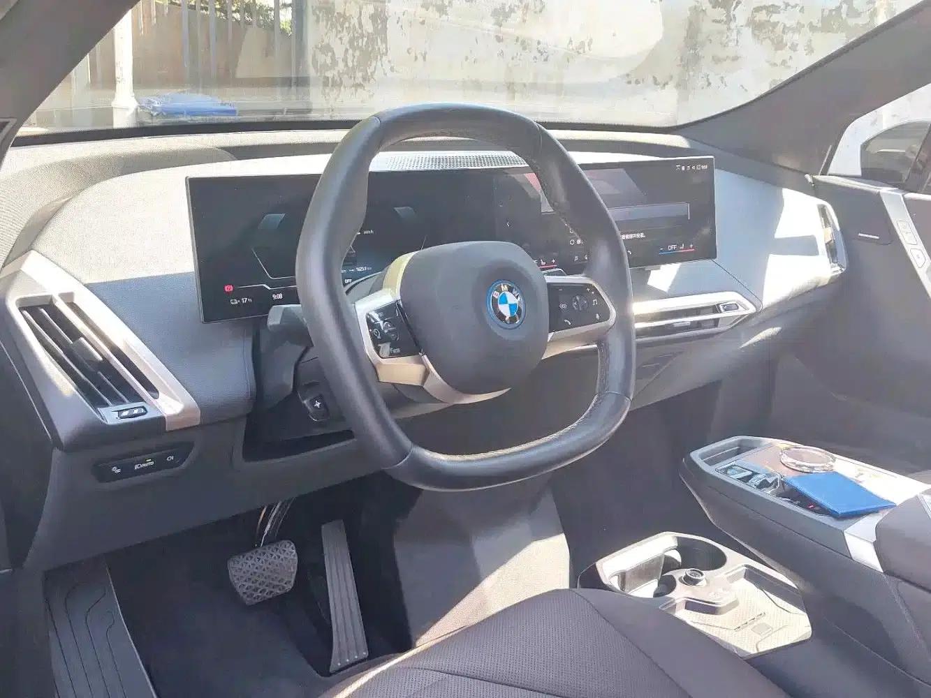 BMW iX 2023 xDrive40 — миниатюра 8