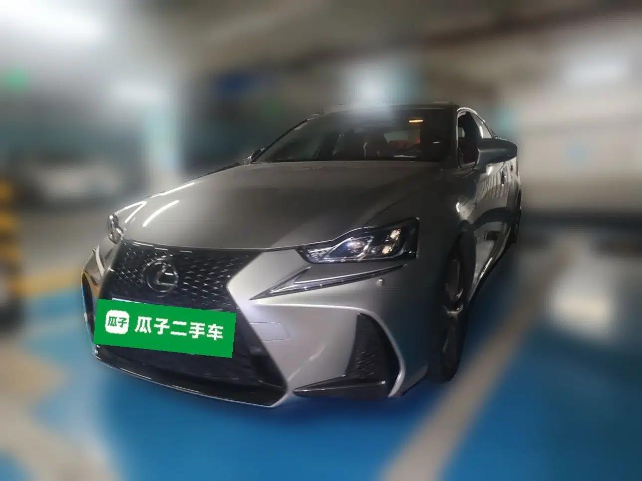 Lexus IS 2017 300 F SPORT Edition — миниатюра 1