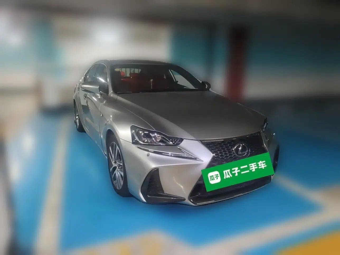 Lexus IS 2017 300 F SPORT Edition — миниатюра 3