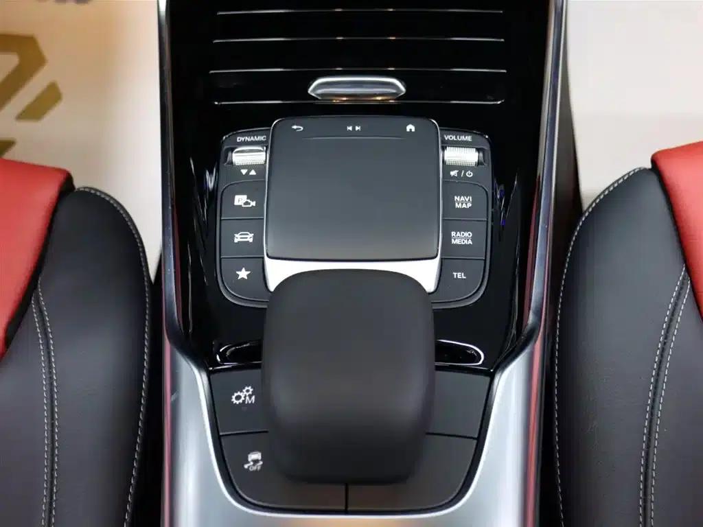 2023 Mercedes-Benz CLA AMG 35 4MATIC — миниатюра 19
