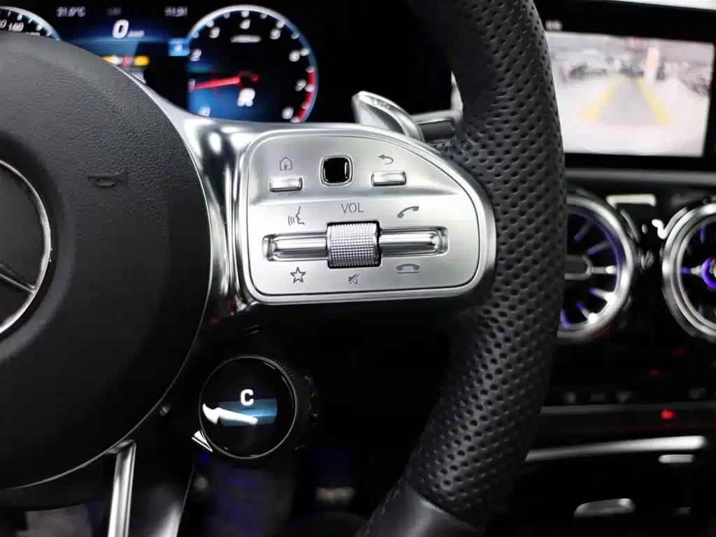 2023 Mercedes-Benz CLA AMG 35 4MATIC — миниатюра 27