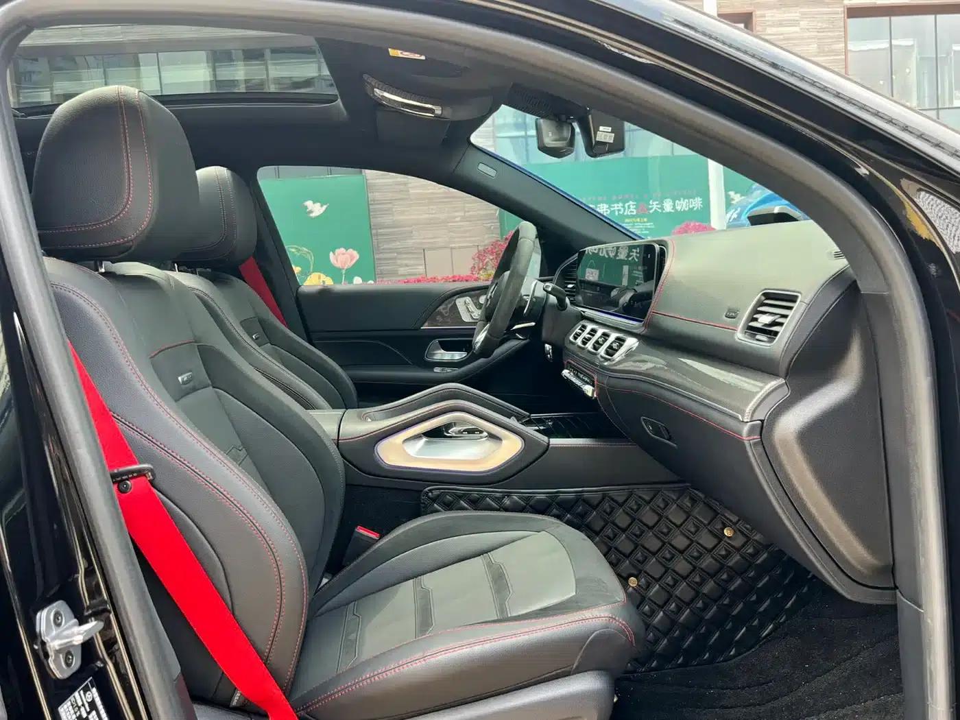 2023 Mercedes-Benz GLE Coupe AMG Model: AMG GLE 53 4MATIC+ Coupe SUV — миниатюра 10
