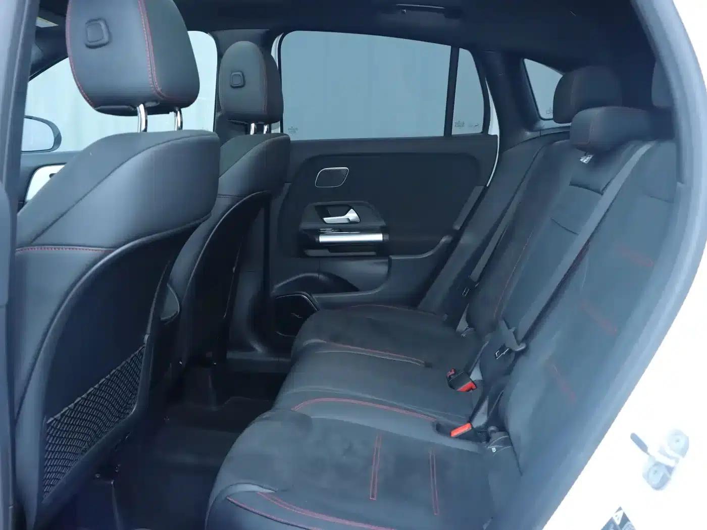 2024 Mercedes-Benz GLA AMG 35 4MATIC — миниатюра 15