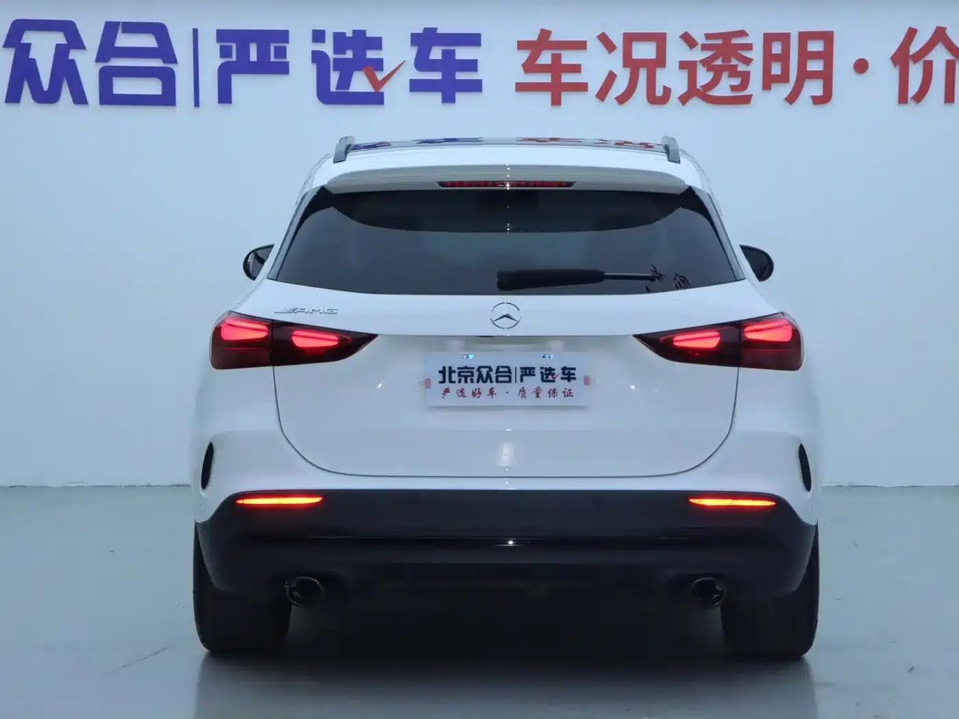 2024 Mercedes-Benz GLA AMG 35 4MATIC — миниатюра 19