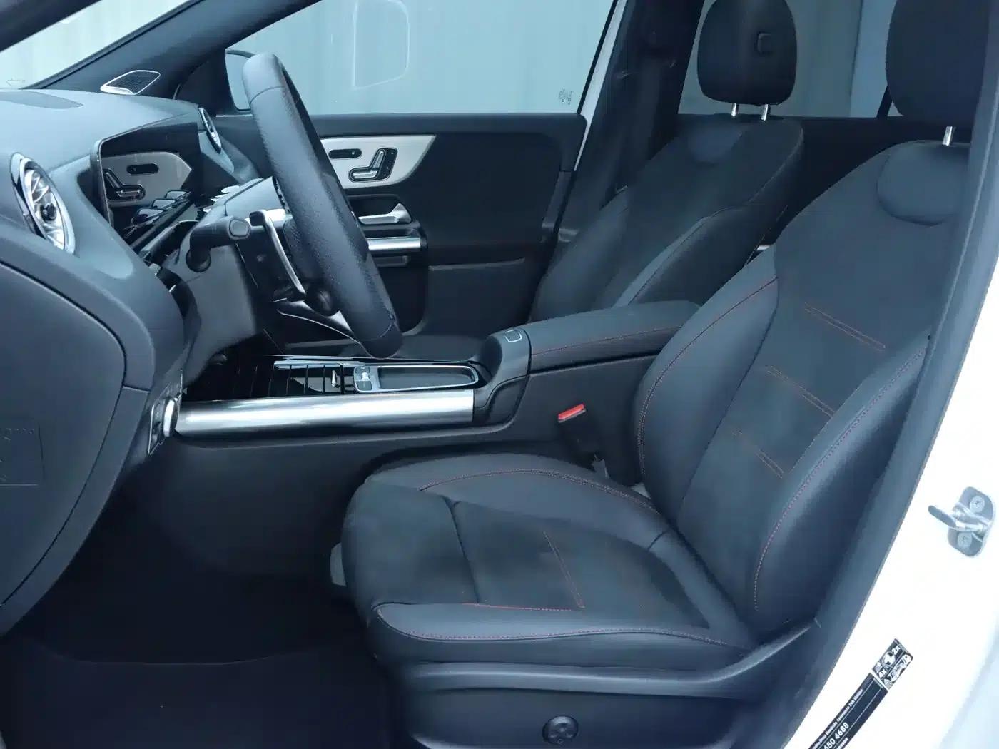 2024 Mercedes-Benz GLA AMG 35 4MATIC — миниатюра 5