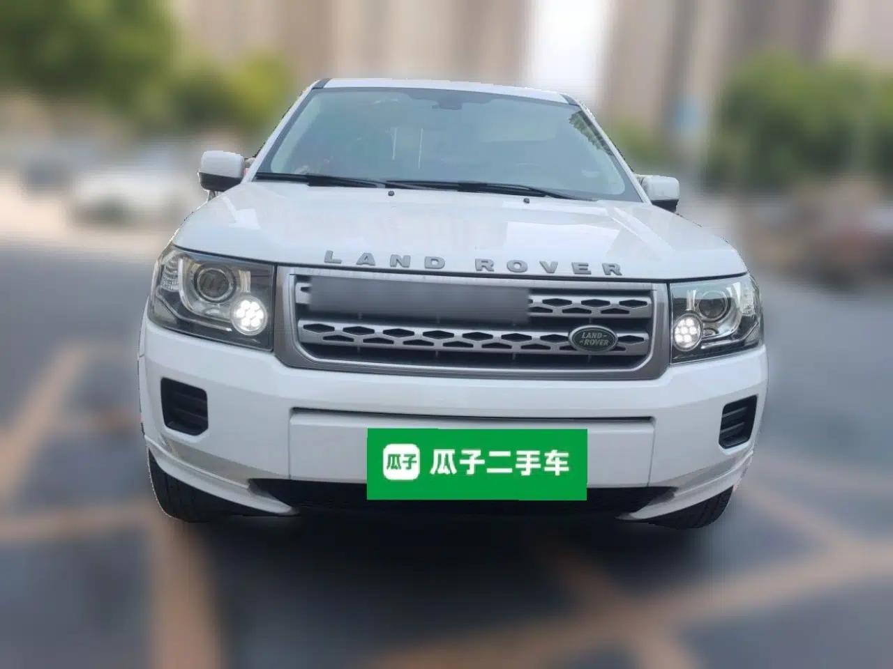 Land Rover Freelander 2 2014 2.2T SD4 S Diesel Version — миниатюра 2