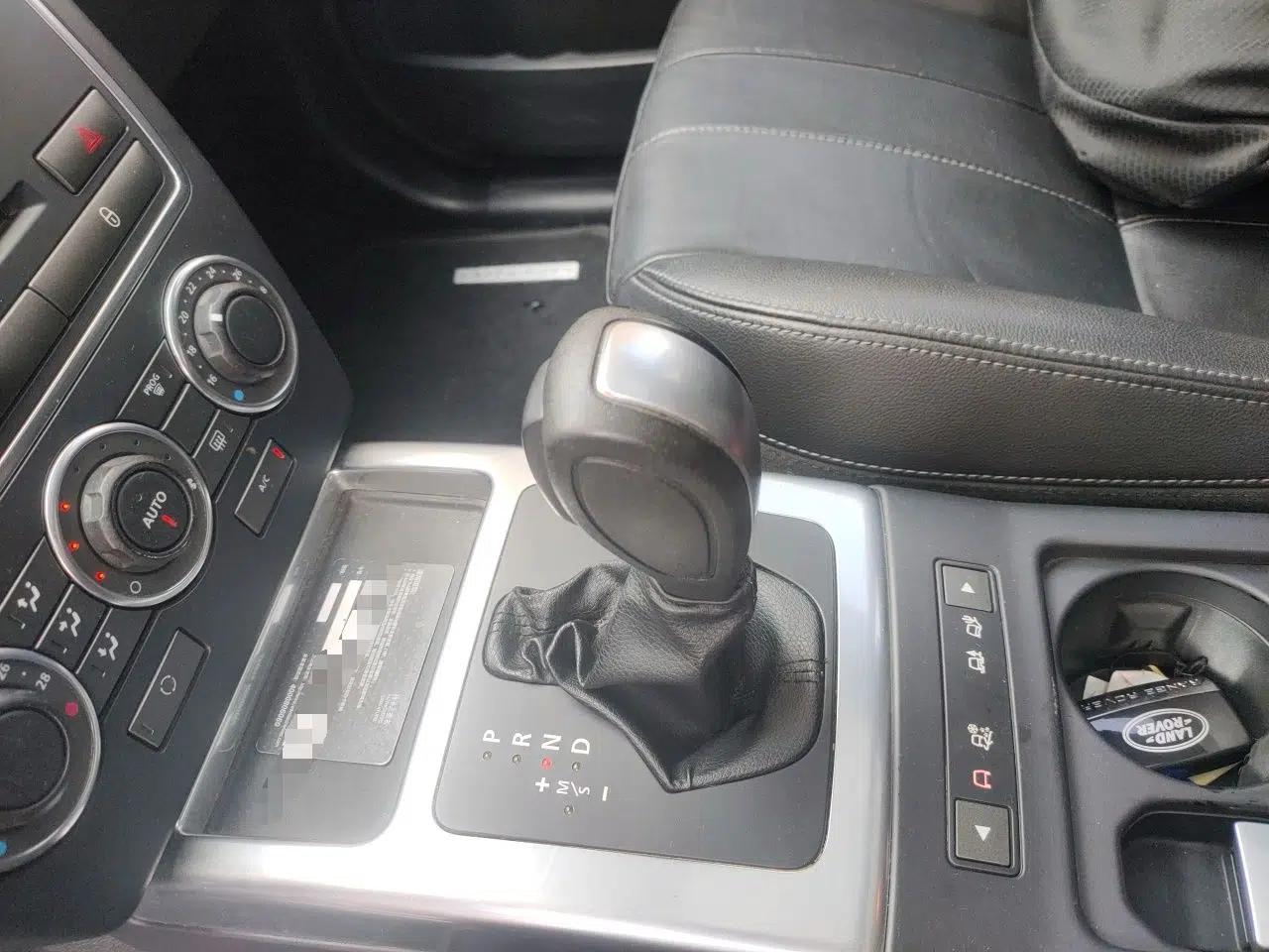 Land Rover Freelander 2 2014 2.2T SD4 S Diesel Version — миниатюра 15