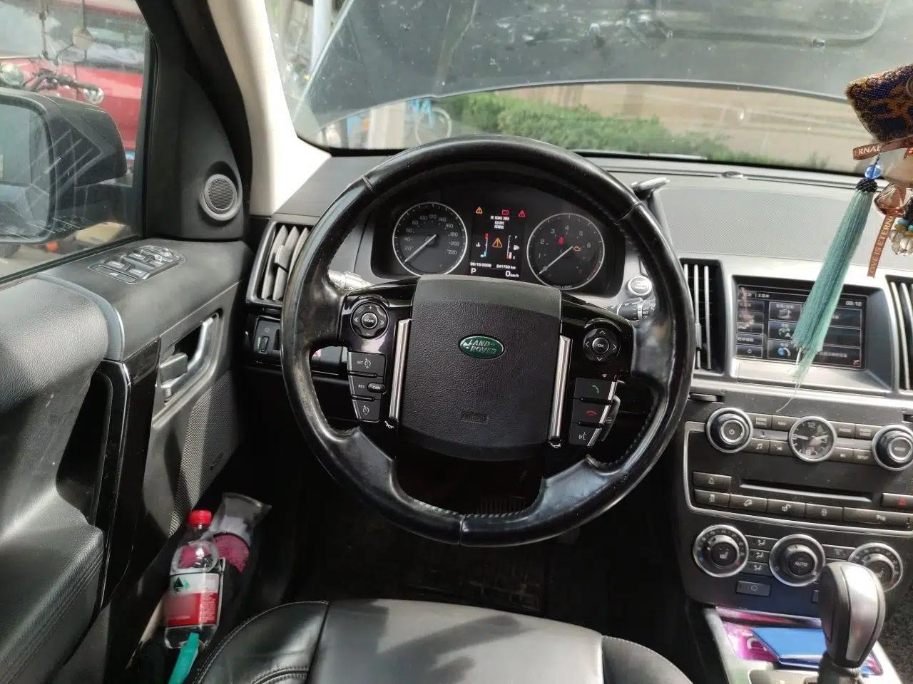 Land Rover Freelander 2 2013 2.0T Si4 HSE Gasoline Version — миниатюра 11