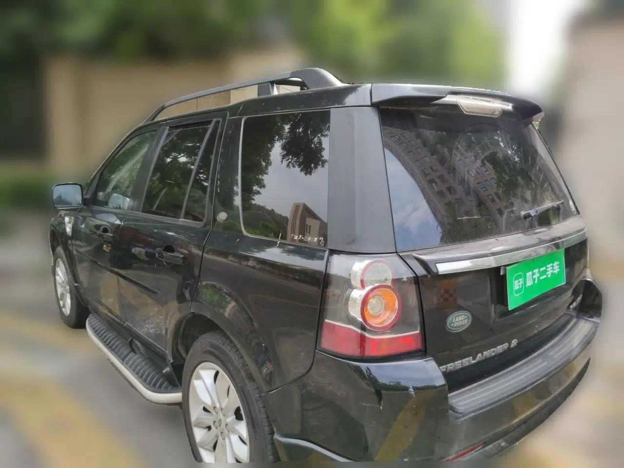 Land Rover Freelander 2 2013 2.0T Si4 HSE Gasoline Version — миниатюра 4