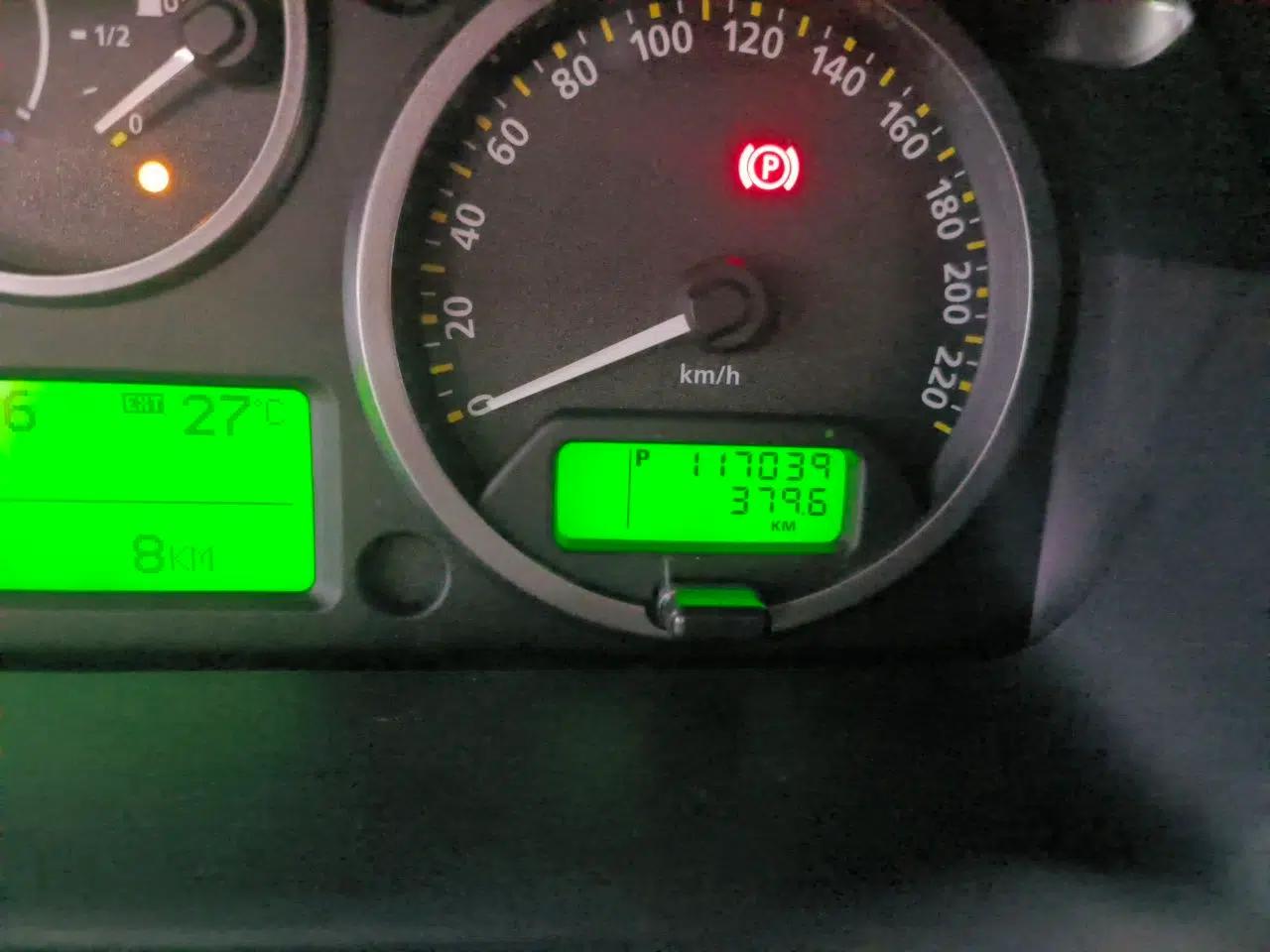 Land Rover Freelander 2 2010 3.2 i6 Automatic HSE Gasoline Version — миниатюра 13