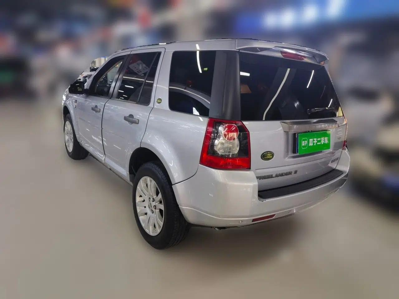 Land Rover Freelander 2 2010 3.2 i6 Automatic HSE Gasoline Version — миниатюра 4