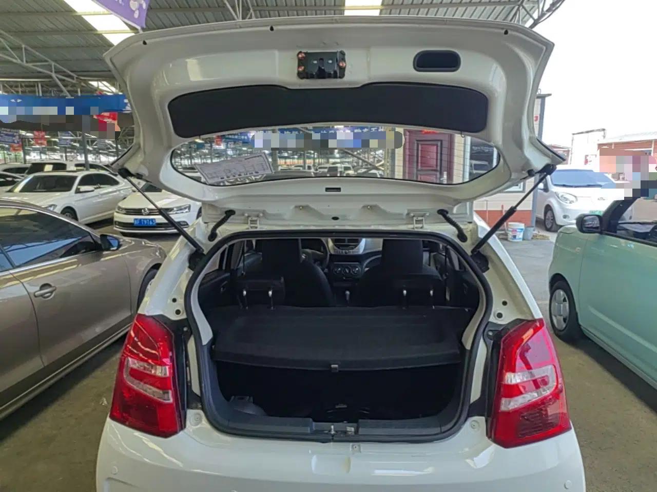 Suzuki Alto 2013 1.0L Automatic Luxury Model — миниатюра 21