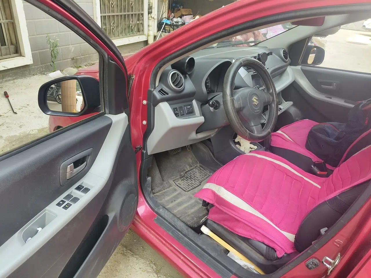 Suzuki Alto 2013 1.0L Automatic Luxury Model — миниатюра 17