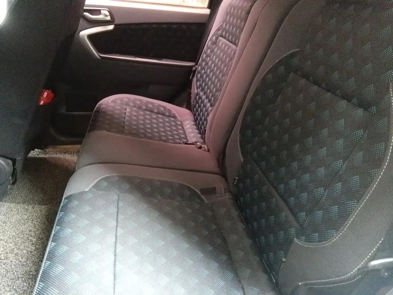 Suzuki Liana A6 2014 Hatchback 1.4L Manual Enjoyment Model — миниатюра 18