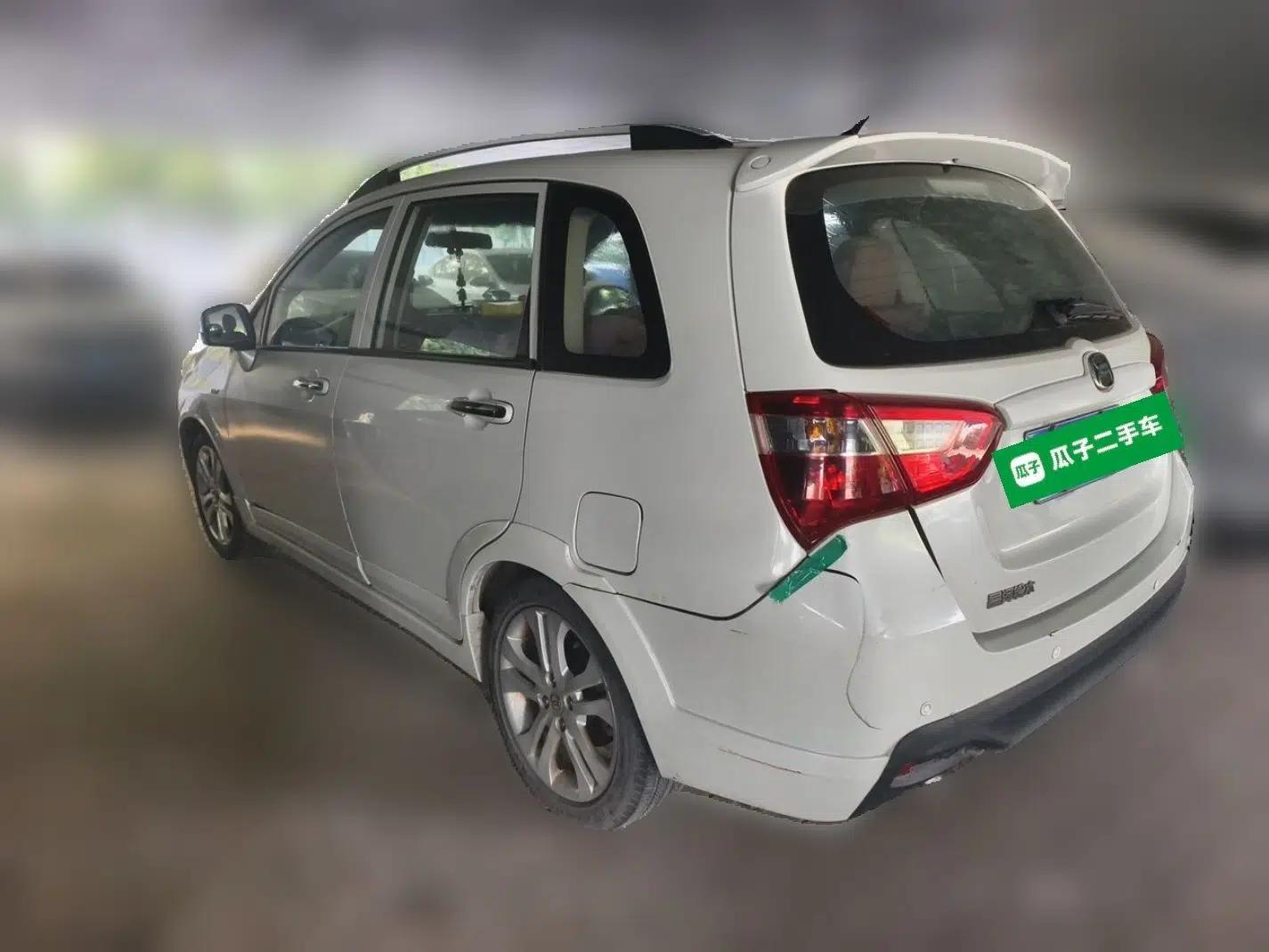 Suzuki Liana A6 2014 Hatchback 1.4L Manual Enjoyment Model — миниатюра 4