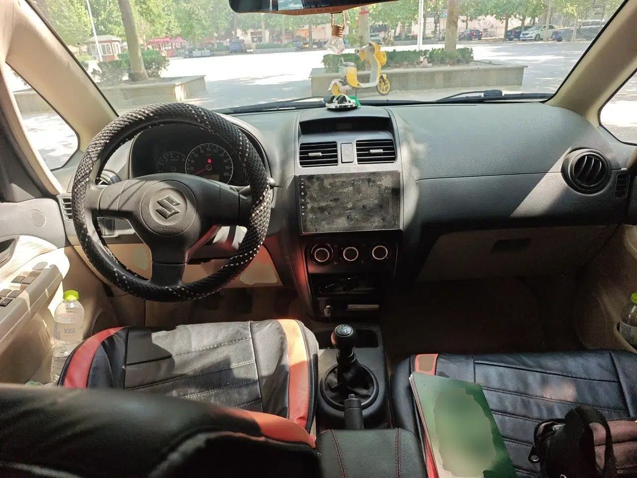 Suzuki SX4 S-Cross 2012 1.6L Manual - Practical Upgraded Version — миниатюра 10