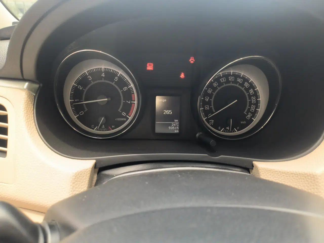 Suzuki Kizashi 2011 2.4L Two-Wheel Drive Manual Standard Edition — миниатюра 12