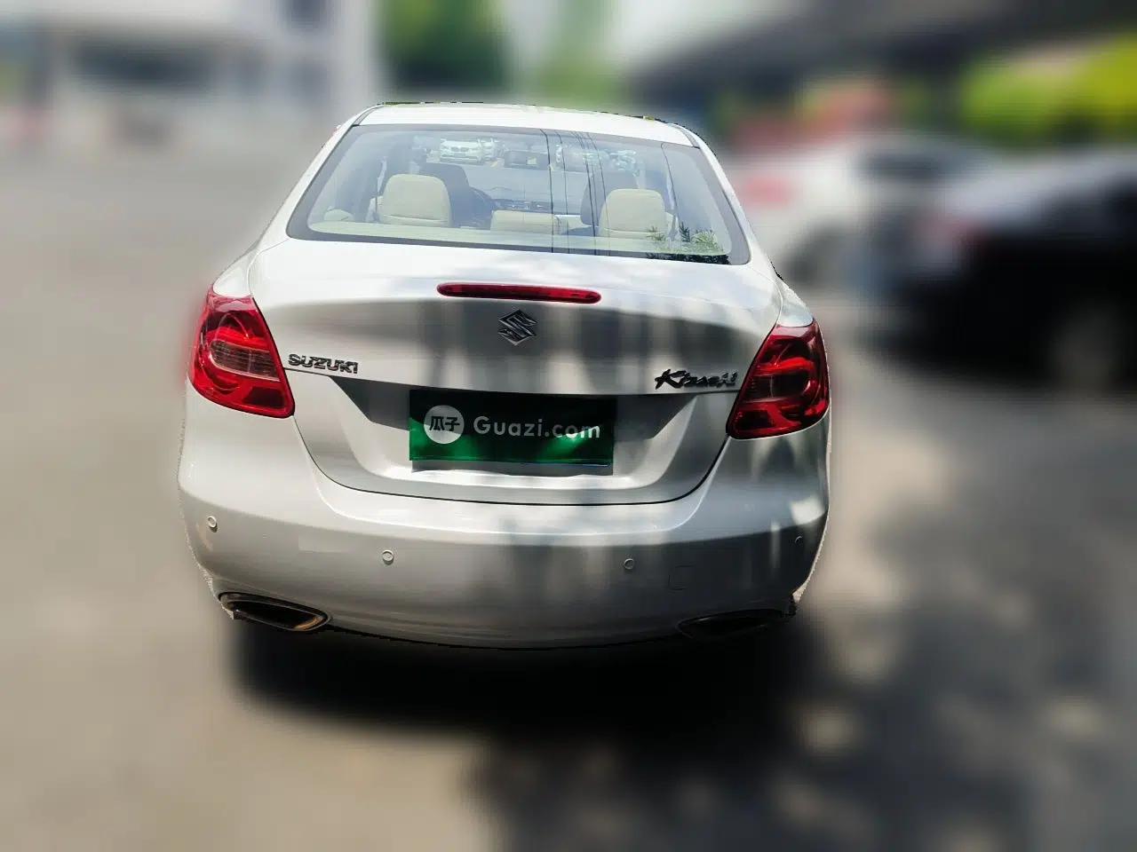 Suzuki Kizashi 2011 2.4L Two-Wheel Drive Manual Standard Edition — миниатюра 5
