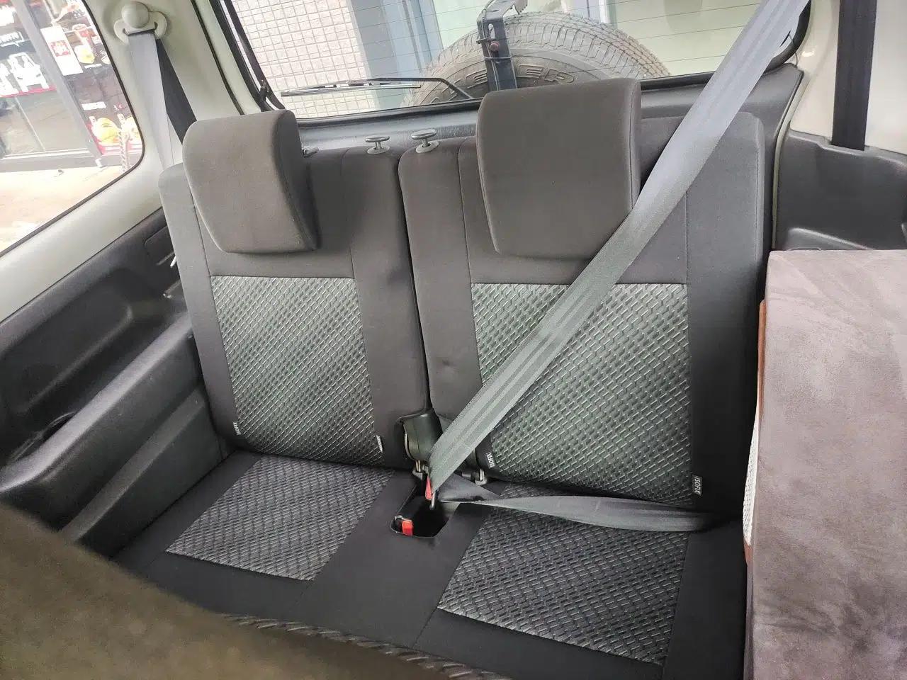 Suzuki Jimny 2015 1.3L AT JLX Navigation Edition — миниатюра 18