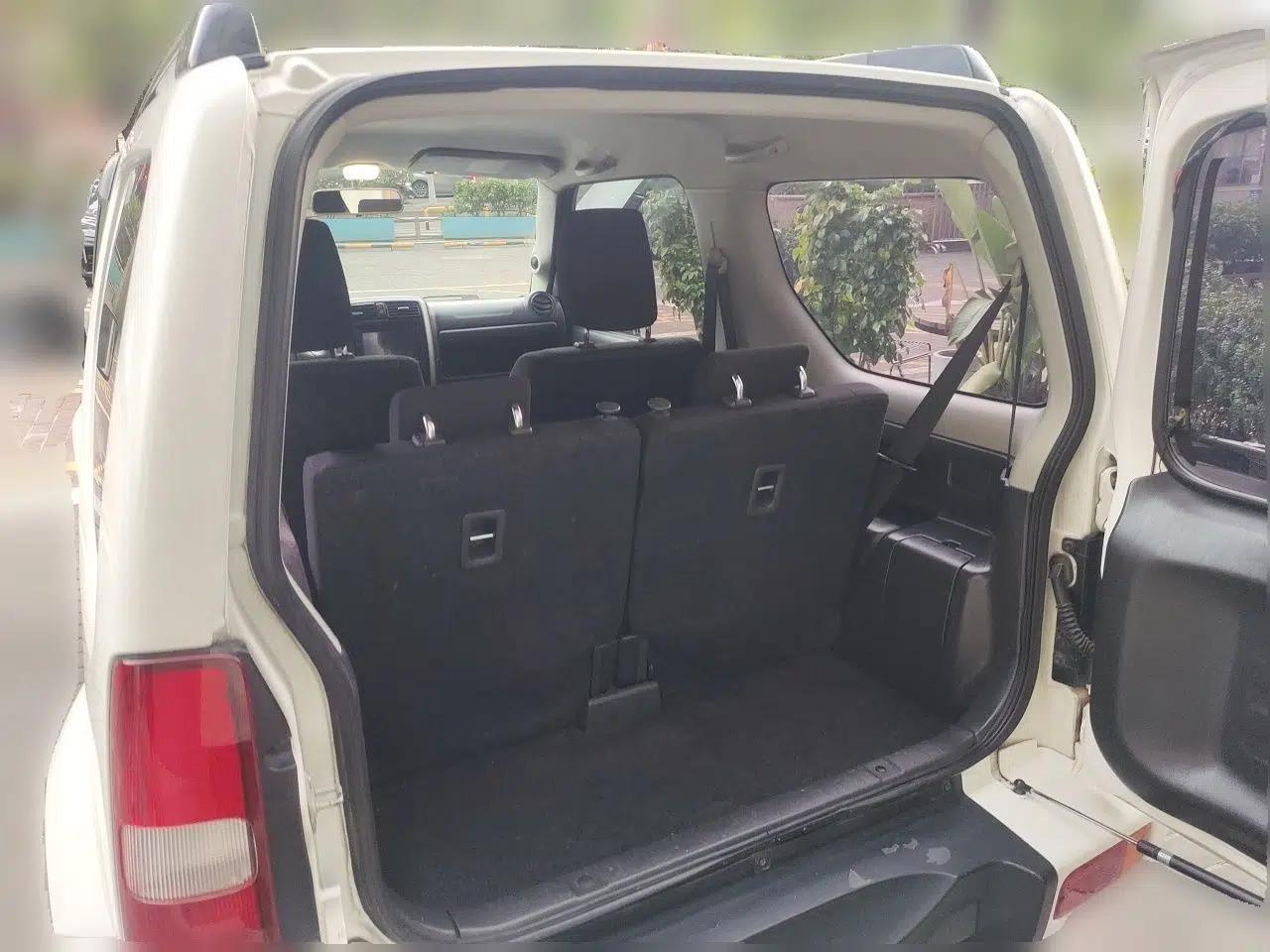 Suzuki Jimny 2015 1.3L AT JLX Navigation Edition — миниатюра 20
