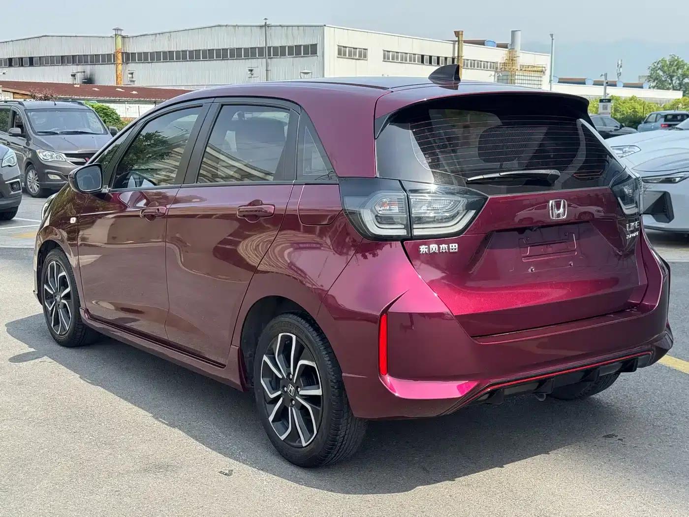 LIFE 2021 1.5L CVT SPORT Edition — миниатюра 23