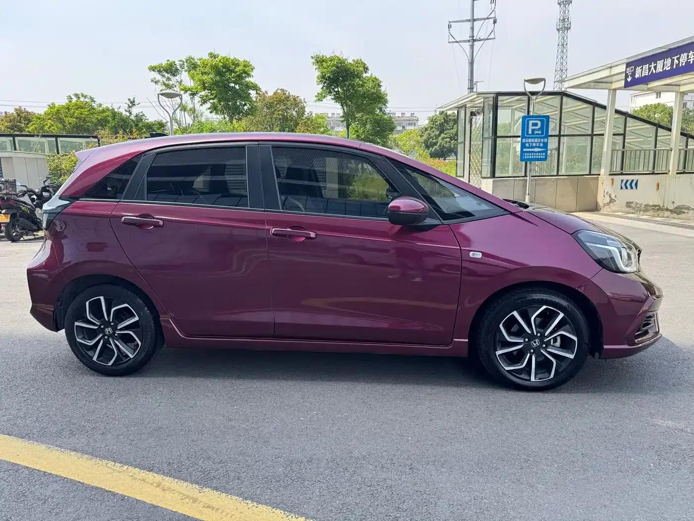 LIFE 2021 1.5L CVT SPORT Edition — миниатюра 25