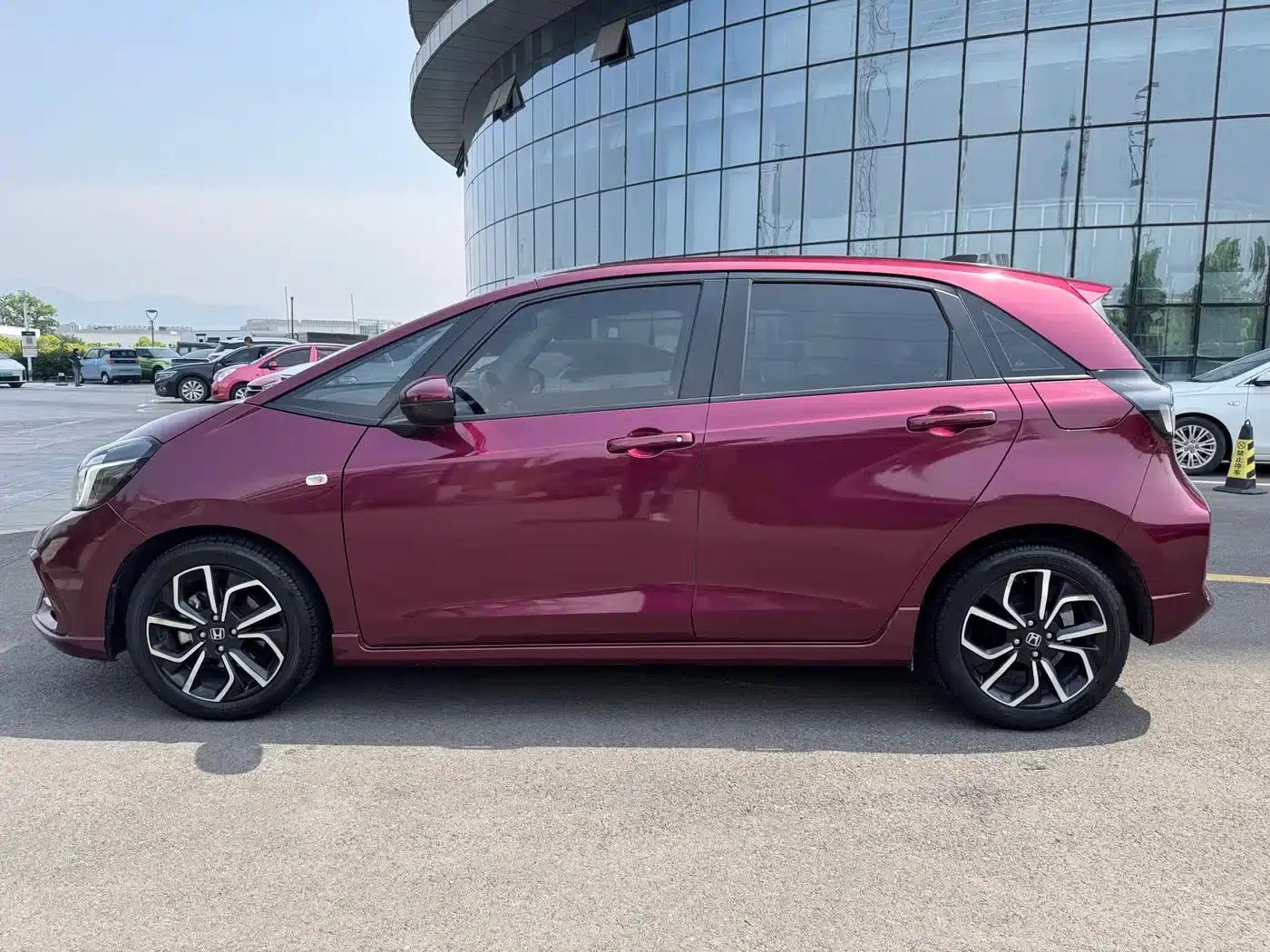 LIFE 2021 1.5L CVT SPORT Edition — миниатюра 26