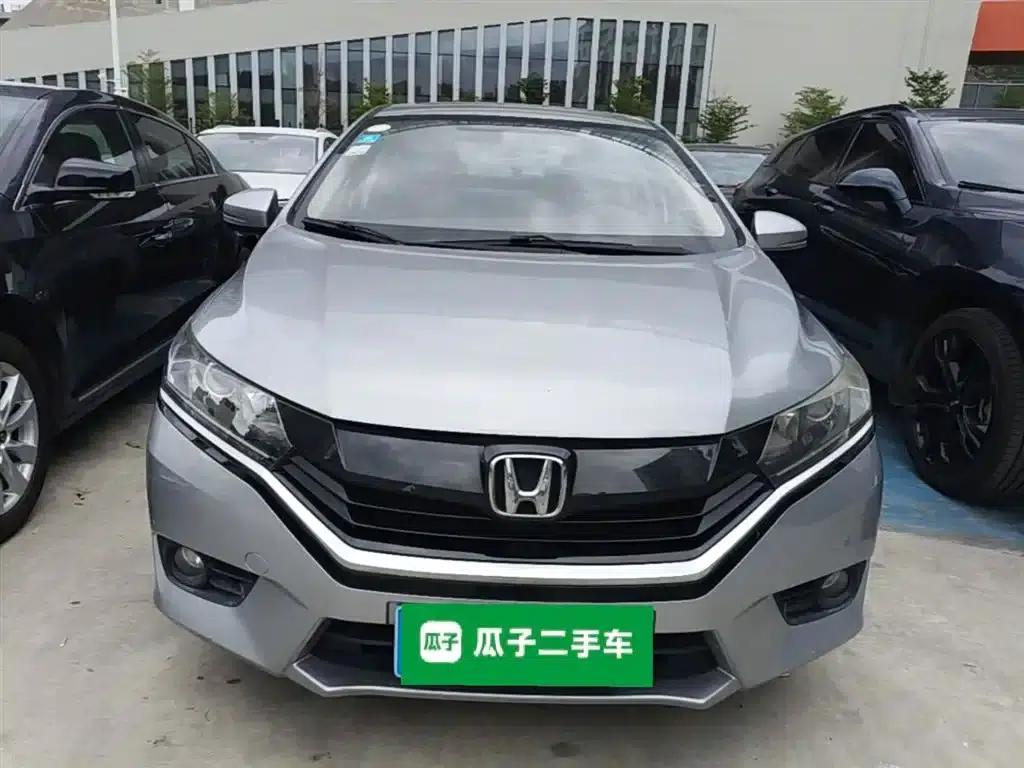 2016 Honda Greiz 1.5L CVT Luxury Edition — миниатюра 3