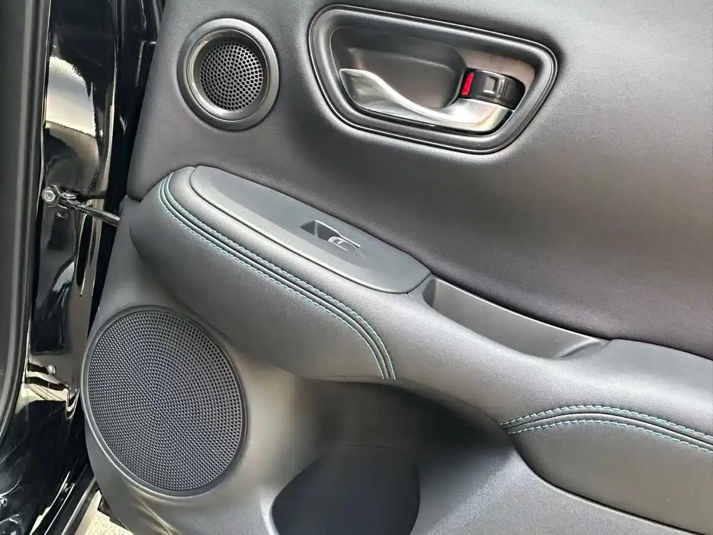 Honda HR-V 2024 240TURBO Sporty Edition — миниатюра 18