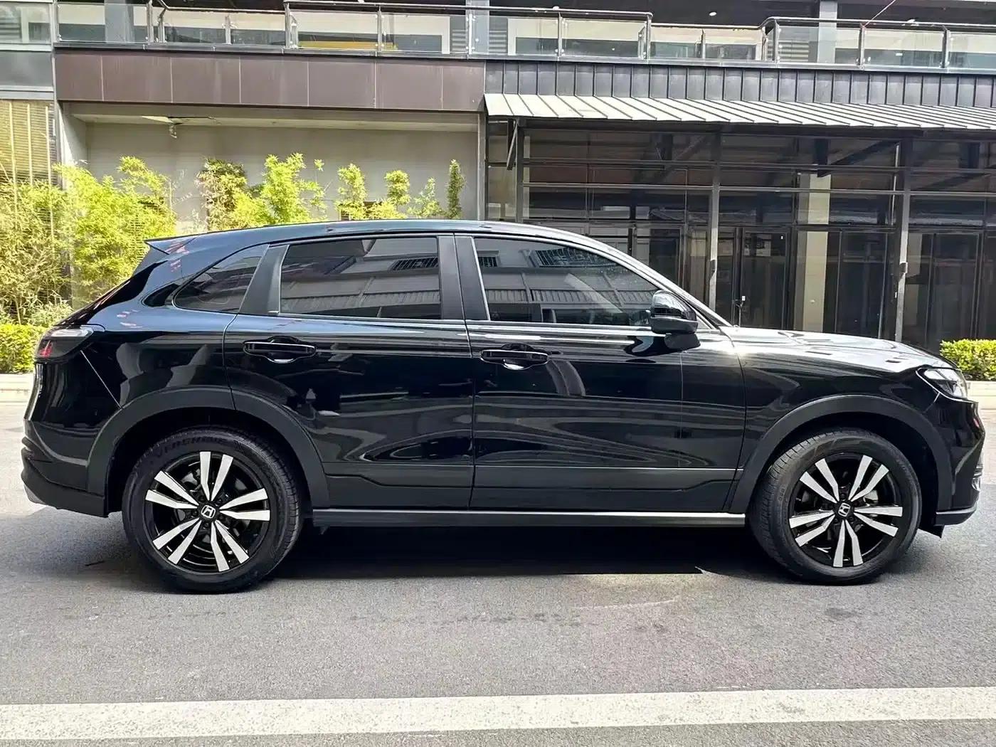 Honda HR-V 2024 240TURBO Sporty Edition — миниатюра 8