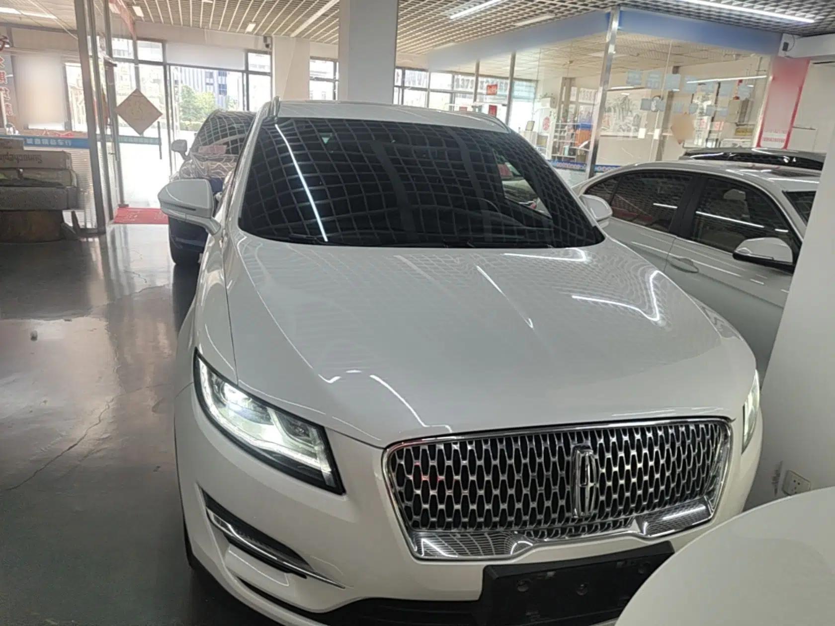 Lincoln MKC 2019 2.0T Two-Wheel Drive Luxury Edition China VI Standard — миниатюра 2